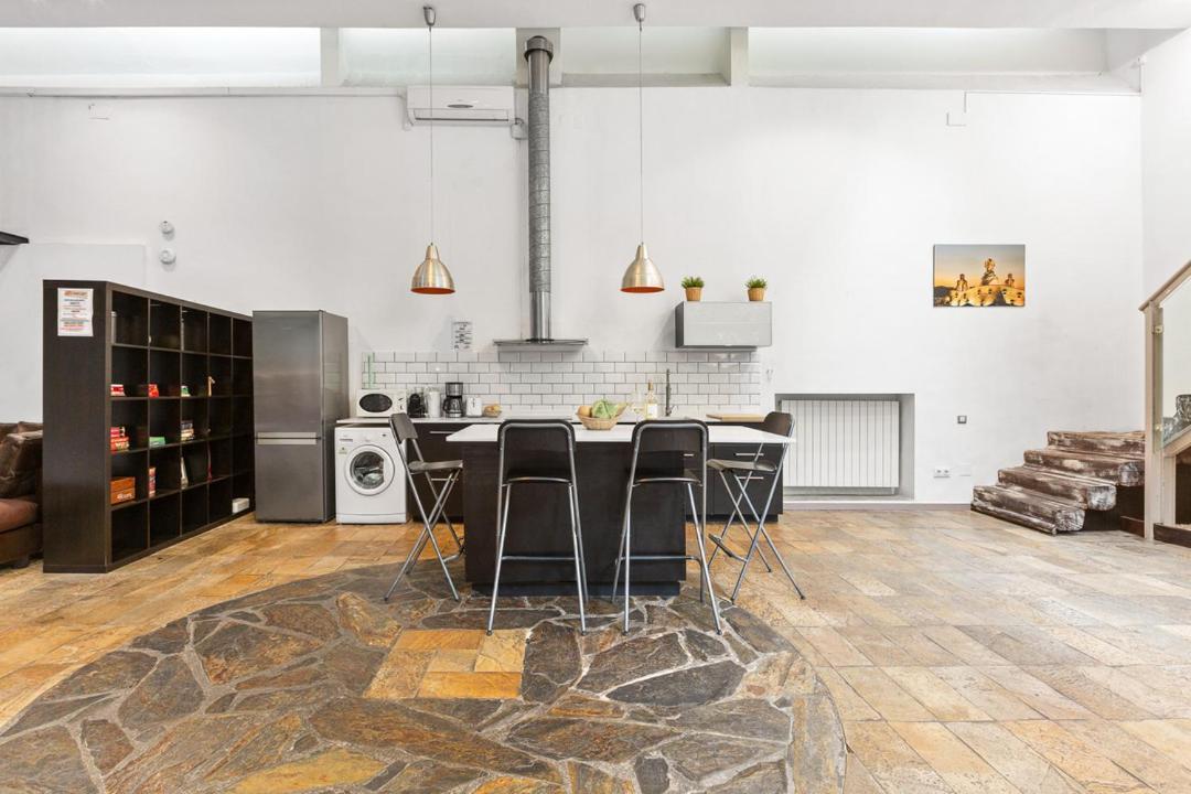 FridaysFlats Fabulous&Unforgettable Hotell Barcelona Exteriör bild