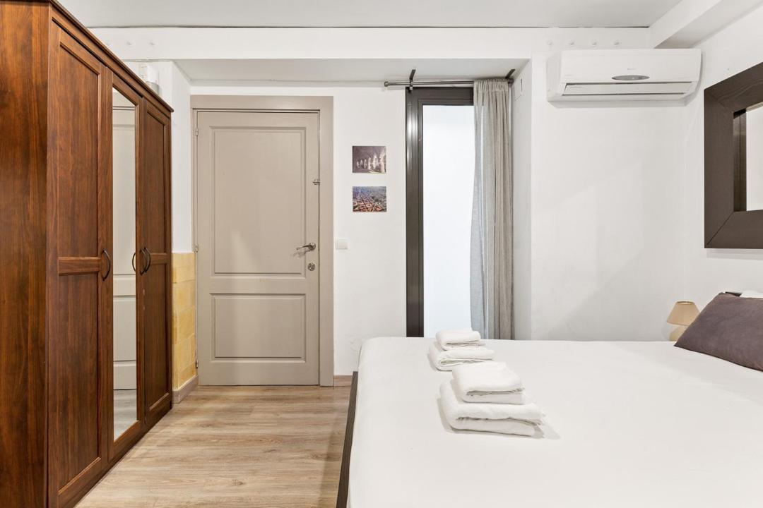 FridaysFlats Fabulous&Unforgettable Hotell Barcelona Exteriör bild